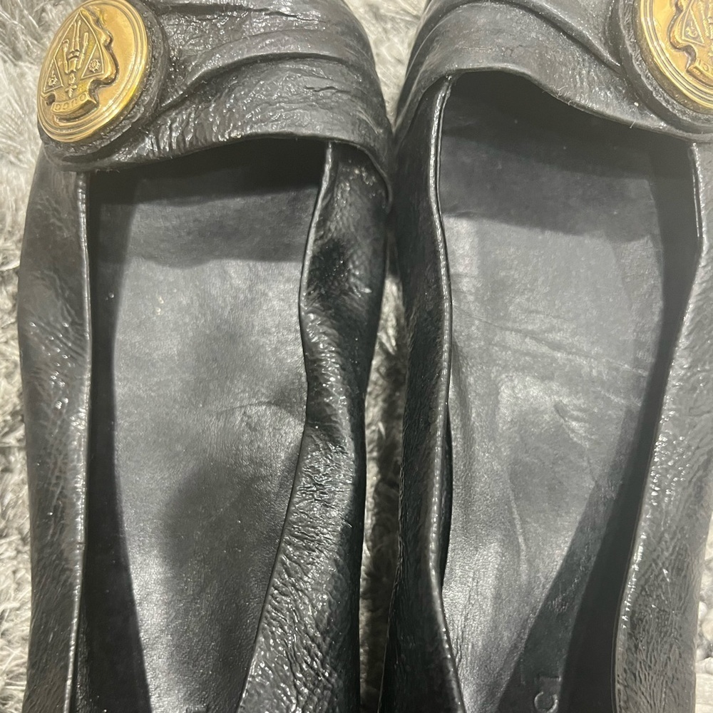 GUCCI Logo Hysteria Embellished Patent Ballerina Flats - Picture 9 of 10